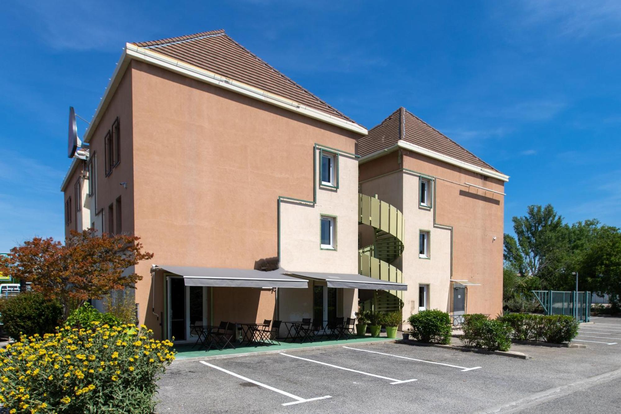 Hotel Face West Le Pontet Exterior foto